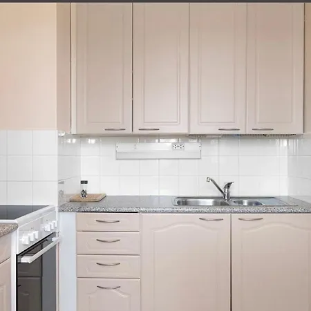 With Excellent Location And Sea View *